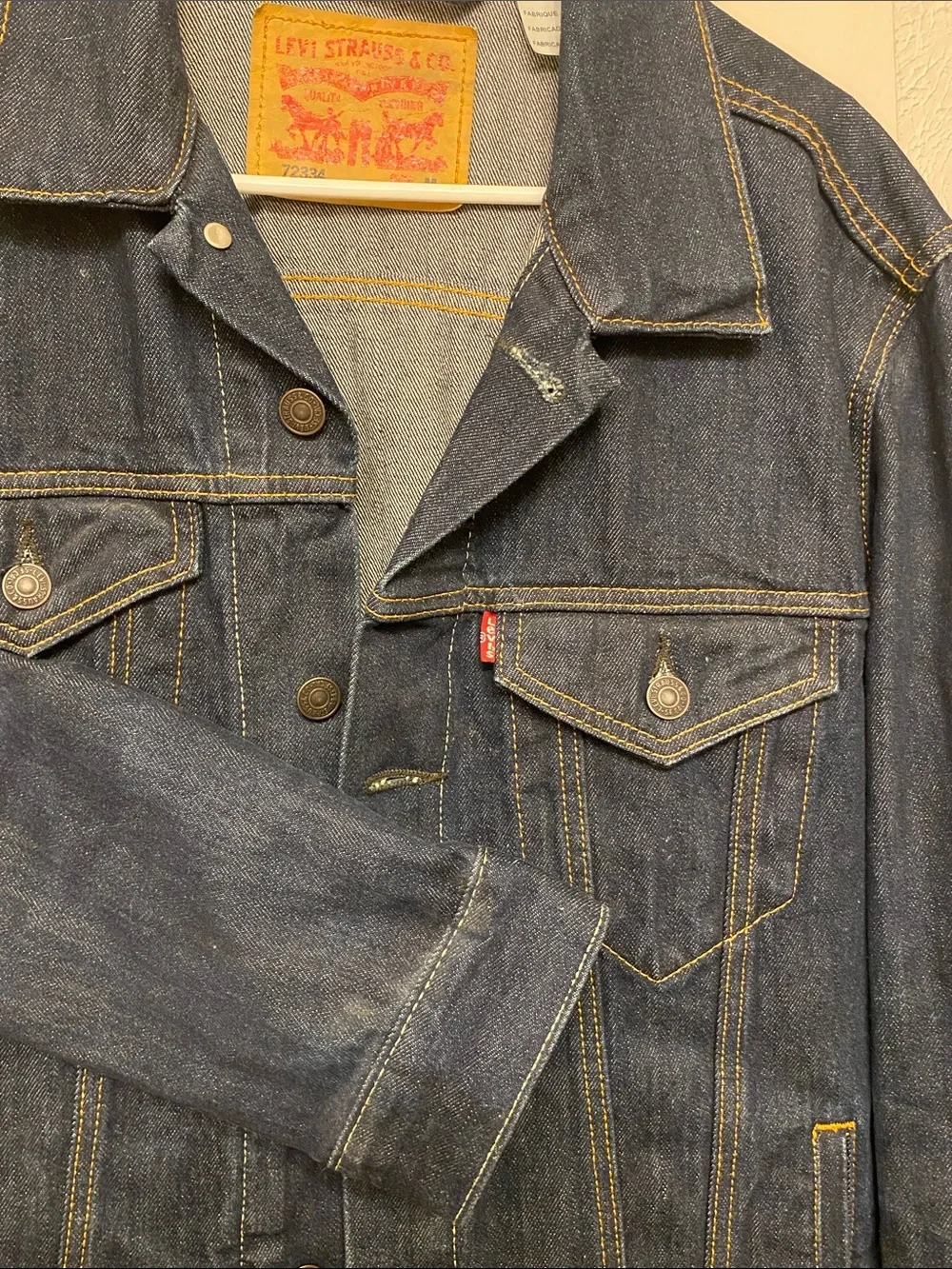 Levi's Indigo Denim Trucker Jacket - Picture 7 of 9